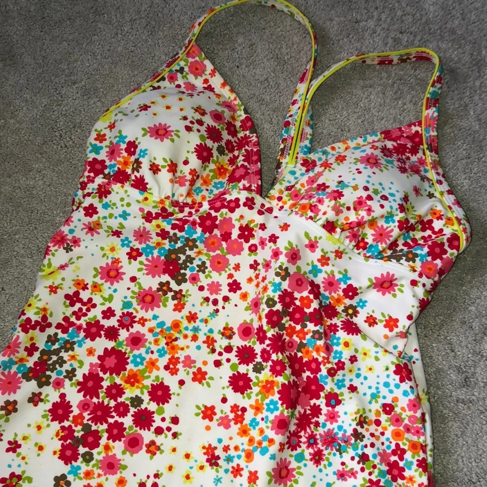 Athleta Tankini Top Swimwear XS Floral‎ Multi Colored